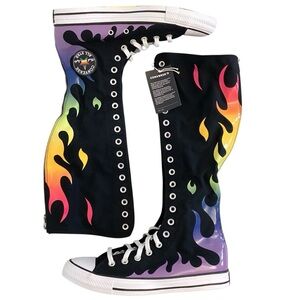 Converse NWT Women’s 11 / Men’s 9 Chuck Taylor XXHi Pride Sneakers A15779C
